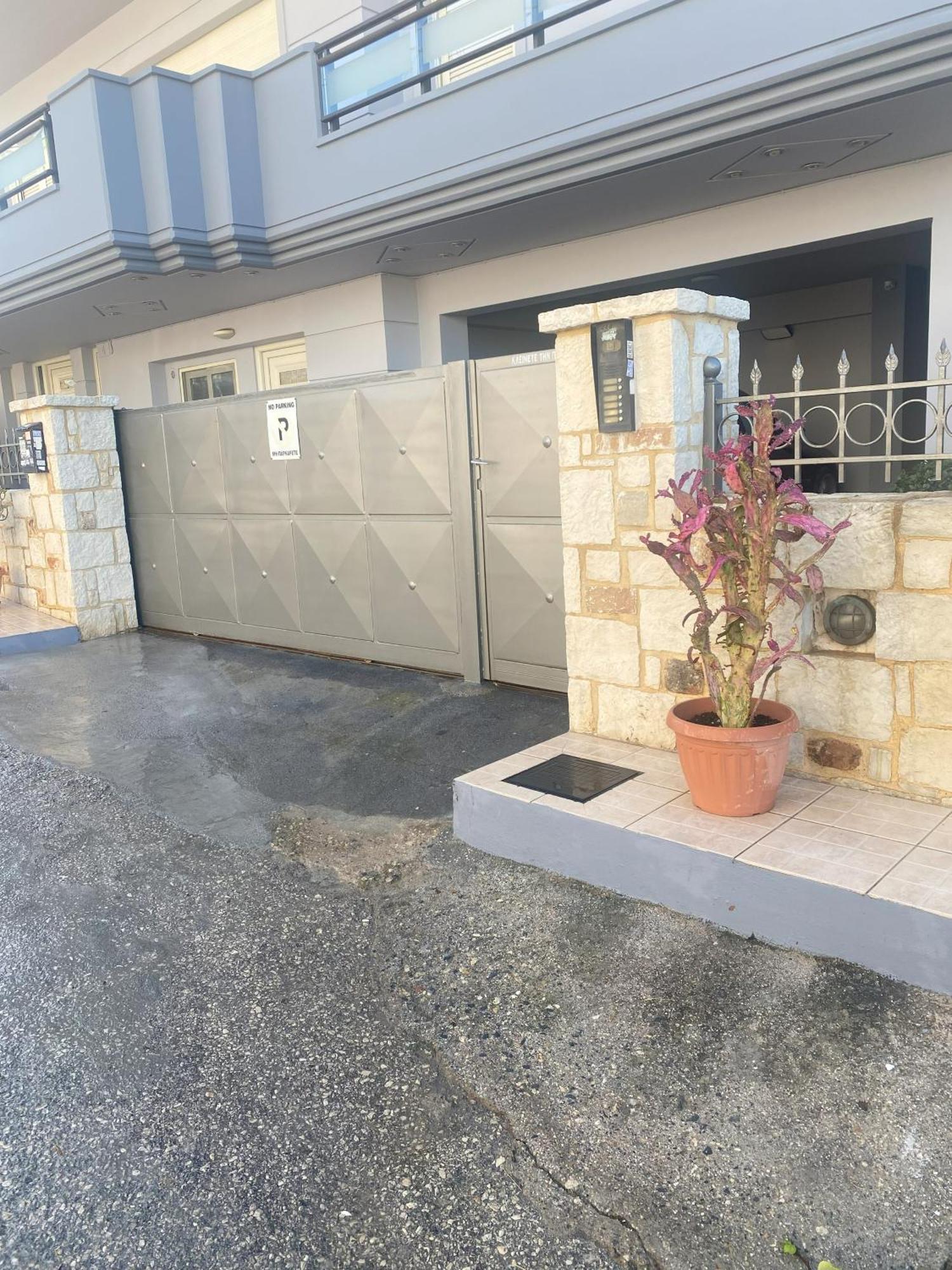 New Unique Apartment In Heraklion Ngoại thất bức ảnh